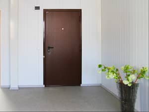 Предлагаем входные железные двери в квартиру DoorHan ЭКО 980х2050 в Актобе по выгодной цене
